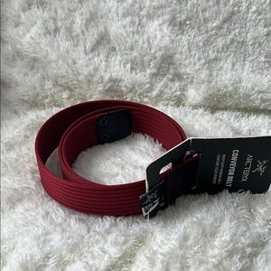 Arcteryx conveyor belt in size medium